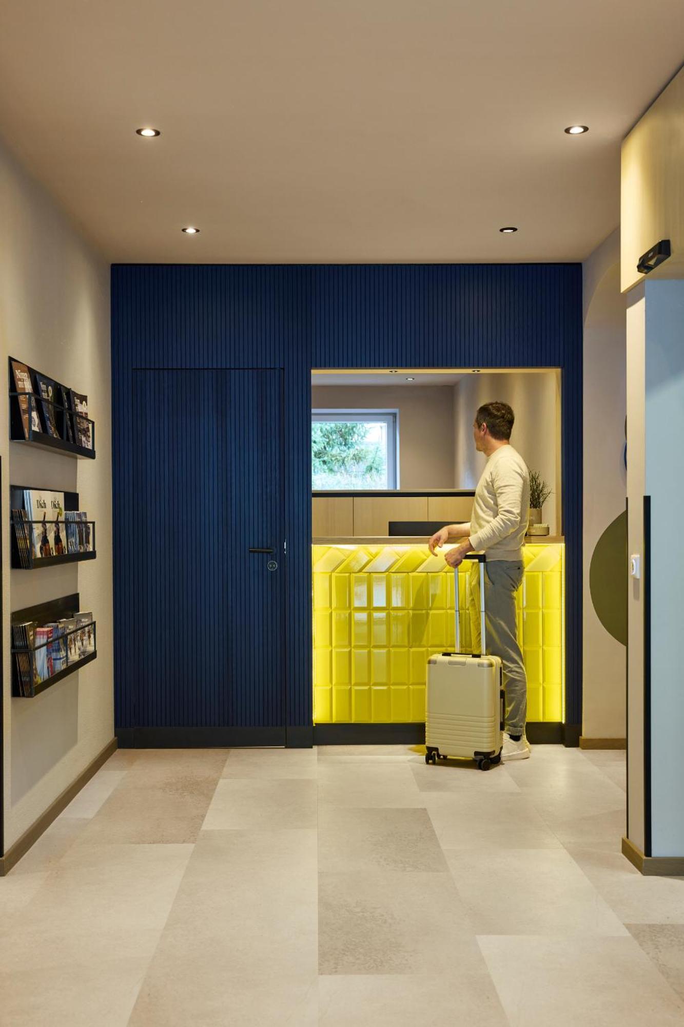 שלאדמינג Hotel Und - Smart Alpine Stay מראה חיצוני תמונה